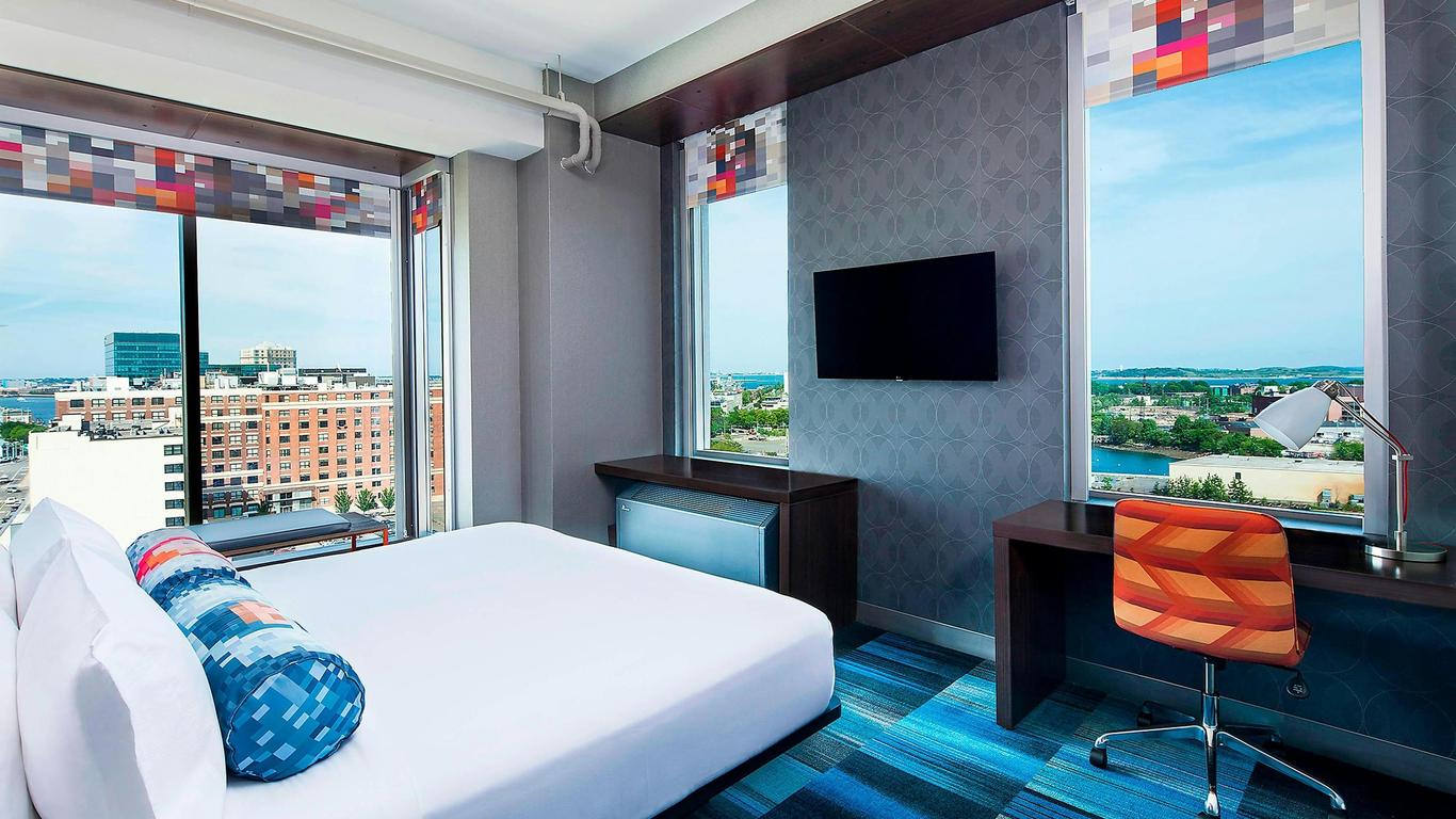 Aloft Boston Seaport District