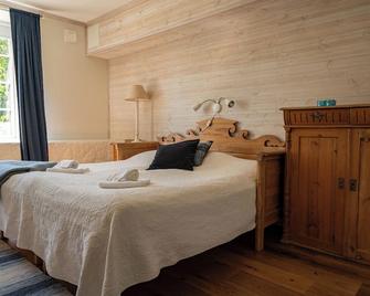 Låsta Gårdshotell - Strängnäs - Schlafzimmer