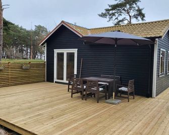 Beachfront Cottage Österlen-Kyhl's beach - Borrby - Innenhof