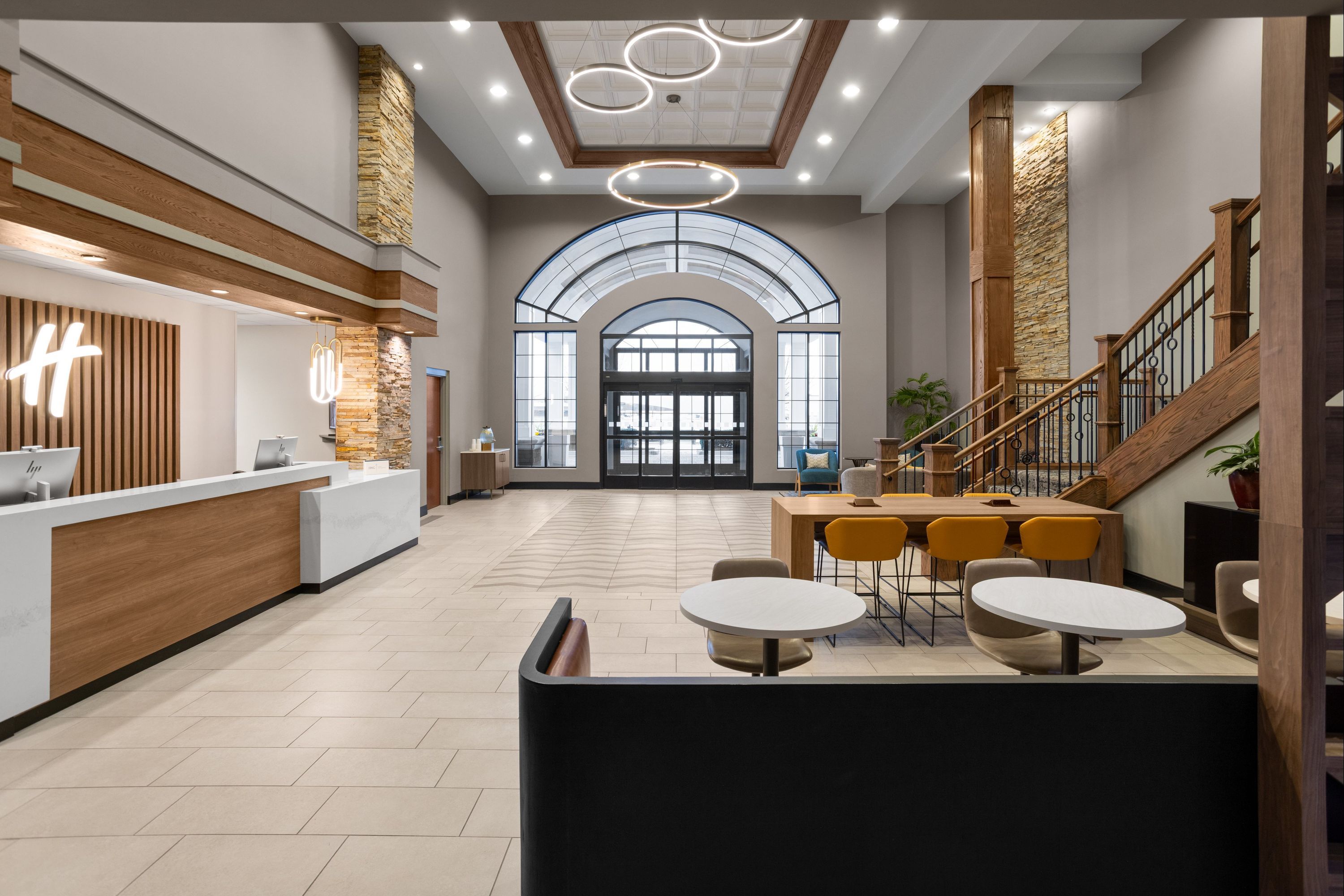 Holiday Inn Midland By IHG - Midland - Edificio
