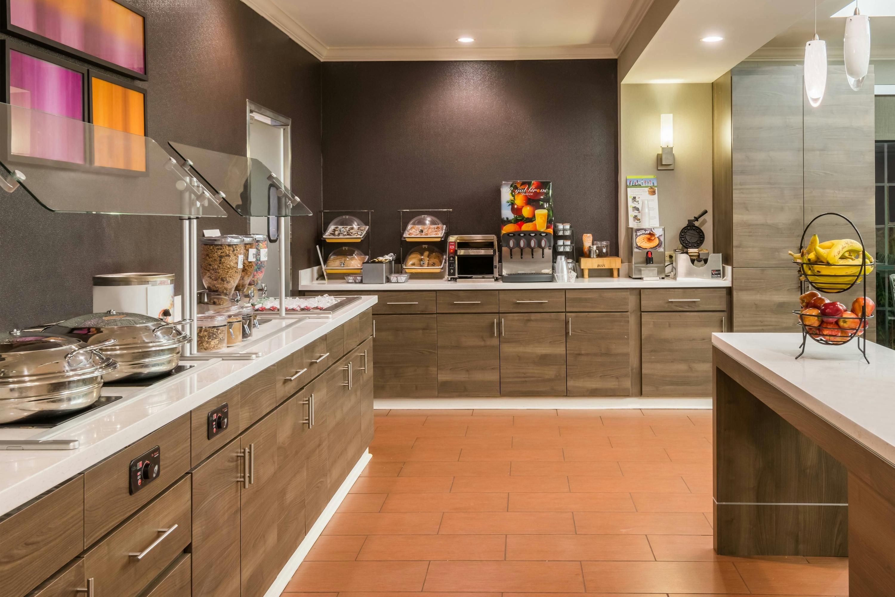 Residence Inn by Marriott Chattanooga Downtown - Chattanooga - Buffet