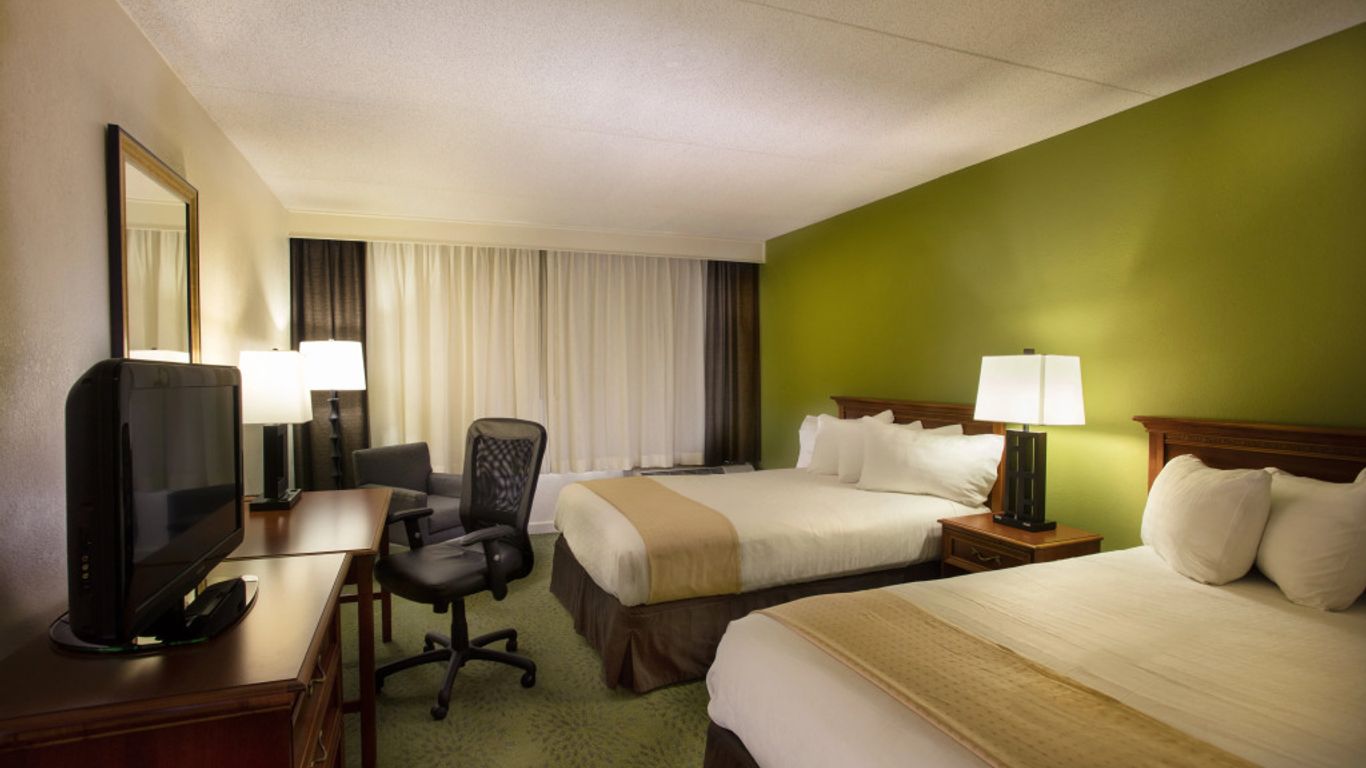 Holiday Inn Athens-University Area