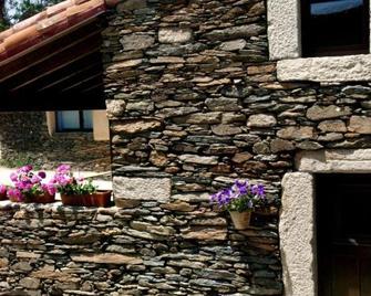 Casa da Ti Cura - Sendim - Vista del exterior