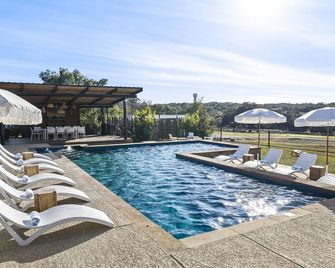 Leisure Escape in the TX Hill Country - Dripping Springs - Pool