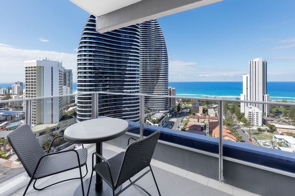 Meriton Suites Broadbeach - ברואדביץ' - מרפסת