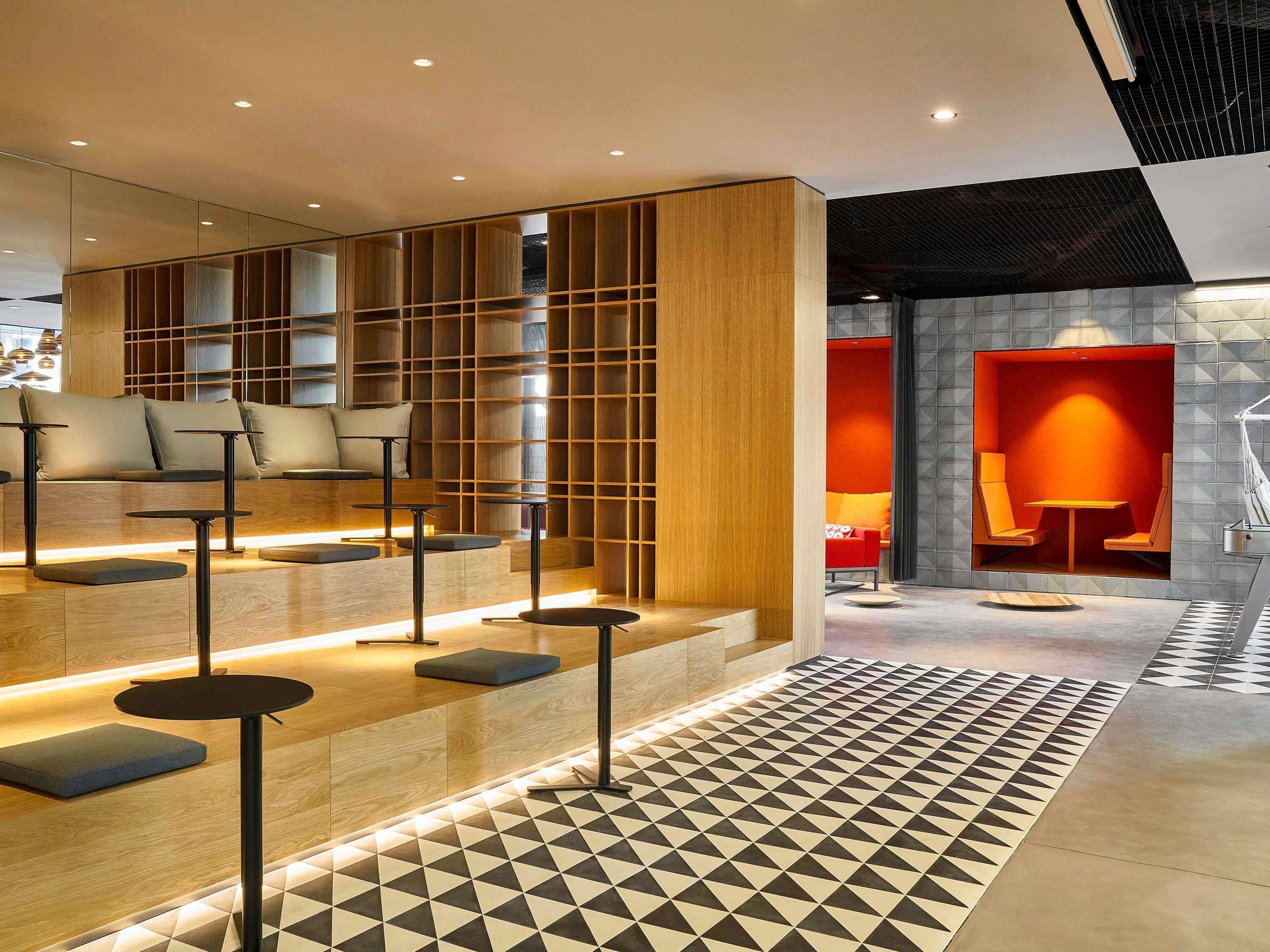 إيبيس بارثيلونا جلوريس 22