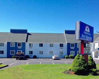 Americas Best Value Inn New London Mystic - New London - Gebäude