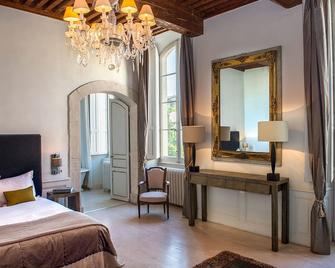 Château De Massillan - Orange