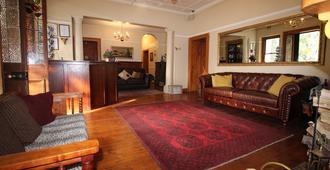 Mountain Manor Guest House & Executive Suites - Cape Town - Resepsjon
