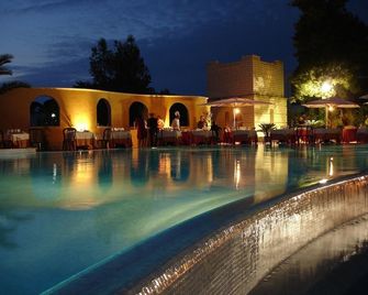 Hotel I Melograni - Vieste - Havuz