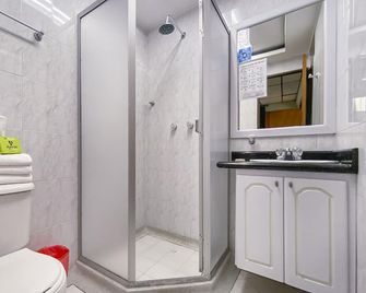 Ayenda 1140 Roma Plaza - Manizales - Bathroom