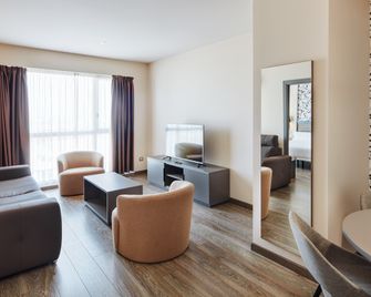 Sercotel Plaza Feria - Zaragoza - Vardagsrum