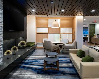 Fairfield Inn & Suites by Marriott Charlotte University Research Park - Charlotte - Lounge