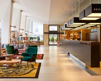 Mama Shelter Prague - Prague - Building