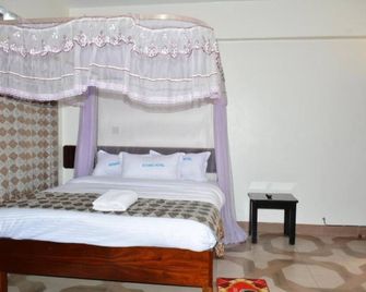 Seravic Hotel Nakuru - Nakuru - Slaapkamer
