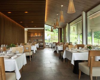 Cabanas Deluxe Basajaun Basoa by Irrisar - Yanci - Restaurante