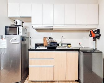 Affordable Luxury Comfort - Iloilo City - Kitchen