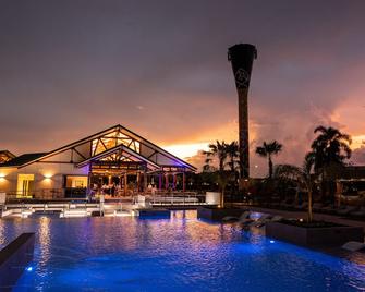 Novotel Darwin Airport - Marrara - Pool