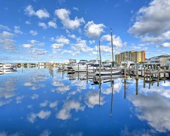 Cozy Destin Studio with Shared Pools and Beach Access! - Destin