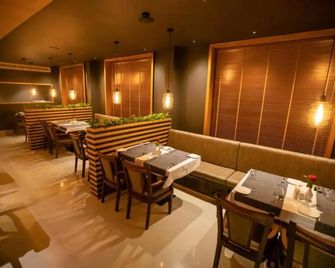 Hotel Niya Regency - Thrissur - Restaurant