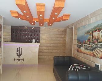 Nj Hotel - Dbayeh - Recepción
