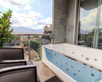 Haven A Design Hotel - Medellín - Balcony