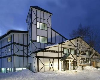 Hotel Madam Mirei - Iiyama - Gebouw