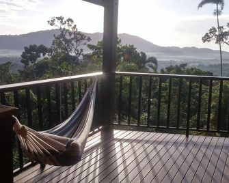 Daintree Holiday Homes - Yurara - Ocean views with Luxury Spa Bath for Two. - Cow Bay - Balkon