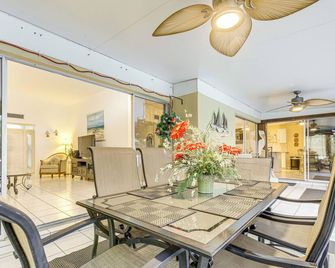 Riverfront House in Port St Lucie with Pool and Dock! - Port St. Lucie - Essbereich