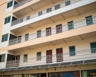 S&P Service Apartment - Bangkok - Building