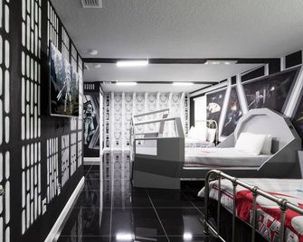 Modern Luxury Villa with Everything - Kissimmee