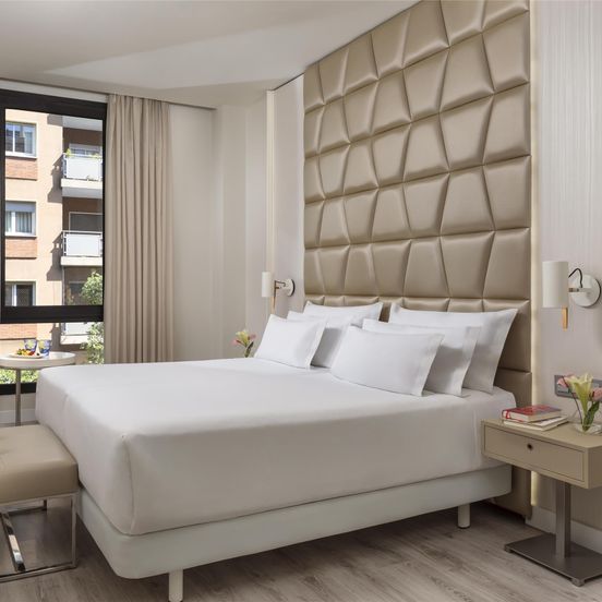 NH Collection Barcelona P贸dium image 1