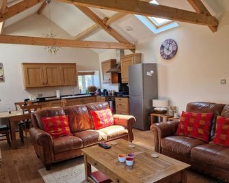 Watergreens Farm, CA9 3LD Self-Catering holiday Accommodation in Cumbria - Alston - Obývací pokoj