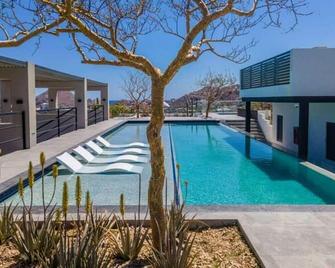 Lumina at Cardinal Cabo San Lucas - Cabo San Lucas - Pool