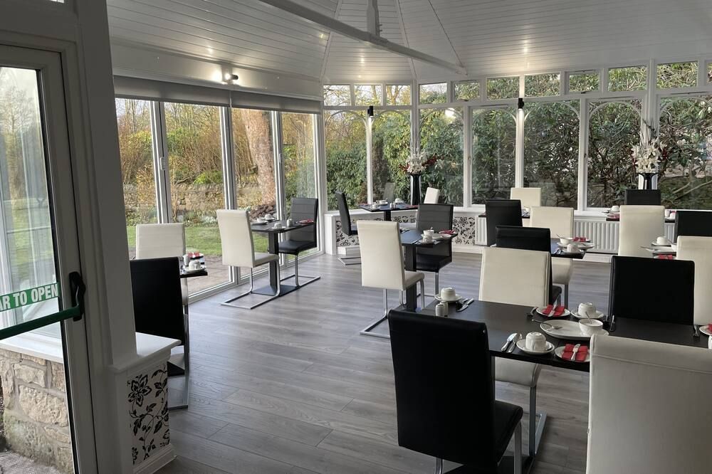 كلاي مور جيست هاوس آند أبارتمنتس - بيتلوكري - مطعم