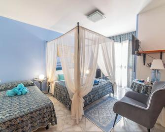 B&b Rita E Renzo - Riola Sardo - Bedroom