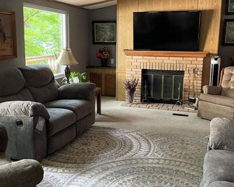 Beautiful Lake Front Views - Camdenton - Sala de estar