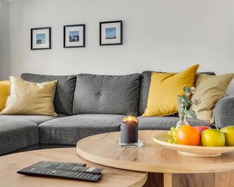 Nice home in ærøskøbing with kitchen - Ærøskøbing - Living room