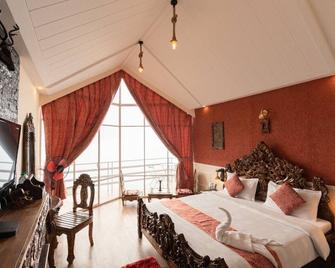 Kali Tibba Resort - Chail - Bedroom