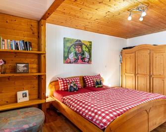 Ferienwohnung im Grünen - Hornberg - Schlafzimmer