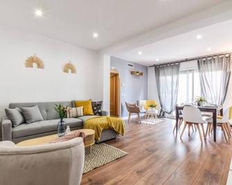 Retiro VIII - Acogedor apartamento situado en Retiro - Madrid - Sala