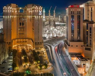 Anjum Hotel Makkah - Mecca - Outdoors view