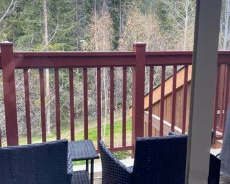 Panorama River Front Condo - Invermere - Balcony