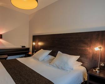Hôtel Ronsard - Tours - Bedroom
