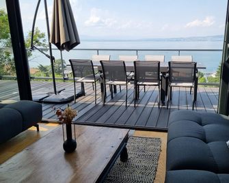Panoramic Villa, Vue imprenable sur le Lac Léman - Évian-les-Bains - Balkon