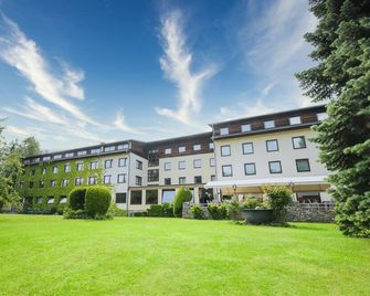 Hotel Brücklwirt - Niklasdorf - Edificio