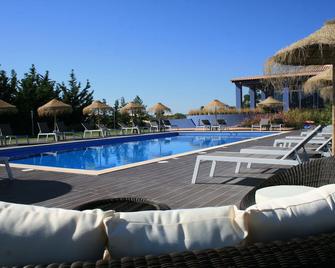 Aldeia Azul Resort - Lagos - Piscina
