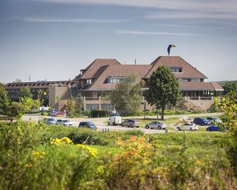 Van der Valk Hotel Stein Urmond - Stein - Gebäude