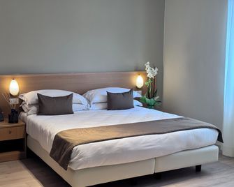 Hotel La Magione - Poggibonsi - Schlafzimmer