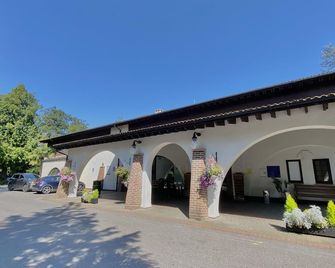 Europa Gatwick Hotel - Crawley